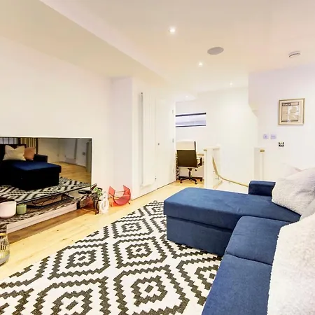 Shoreditch 3-storey Maisonette - By Living Elite Apartment *