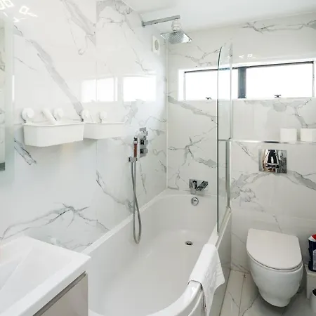 Soho 2 Double Bedroom *