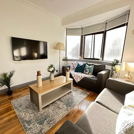 Stylish 1-bedroom And Living In Apartment London