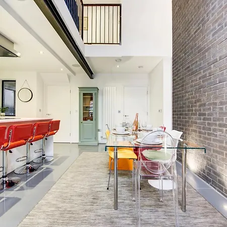 Shoreditch 3-storey Maisonette - By Living Elite Apartment