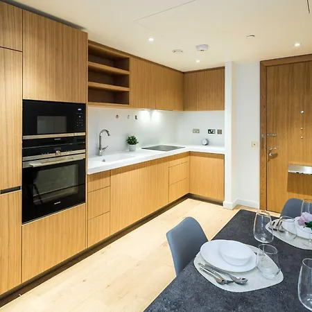 Pico 2 Double Bedroom In Battersea * London