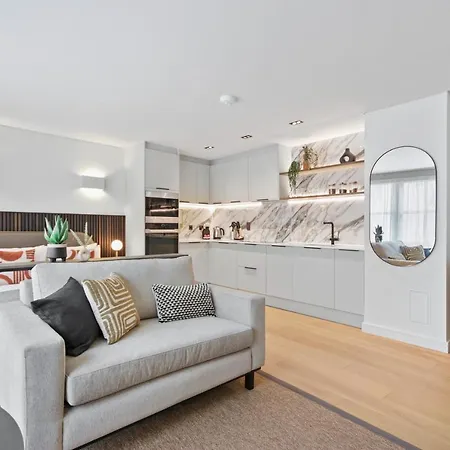 Bow Lane By Aeria Apartment *