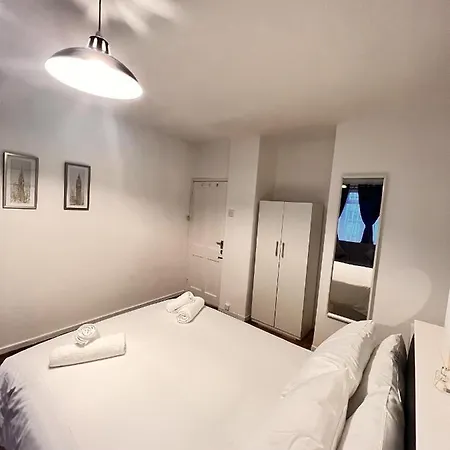 In Bethnal Green Homestay London