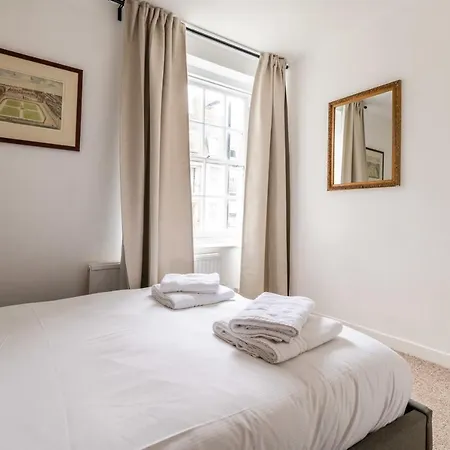 3-bed Marylebone Marvel *