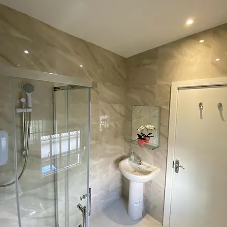Apartmán Holloway Suites - Next To Emirates Stadium - Private Bathroom - Shared Kitchen *