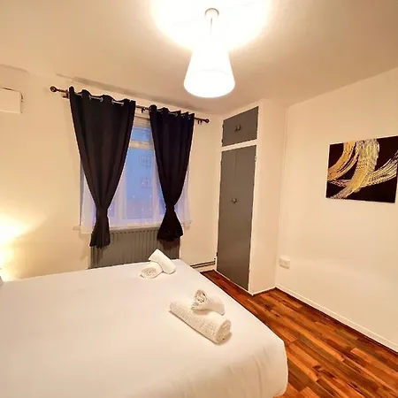 In Bethnal Green Homestay