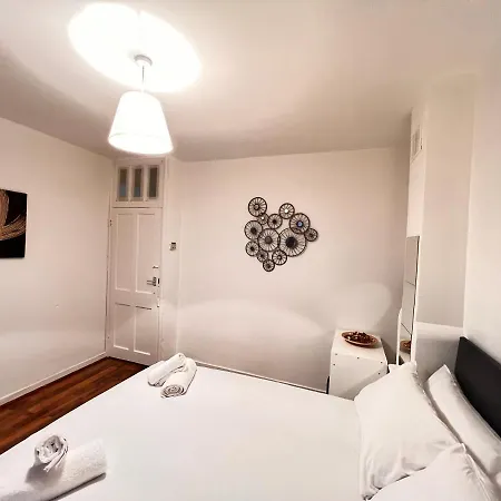 In Bethnal Green Homestay