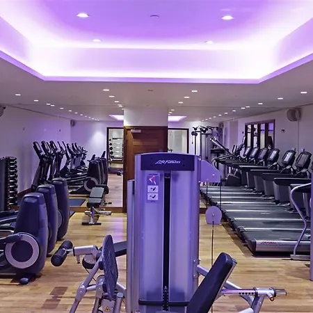 Grange Tower Bridge Hotel *