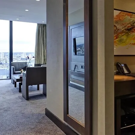 Grange Tower Bridge Hotel *
