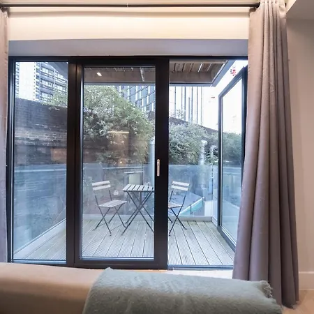 Palmer - Elephant & Castle Apartment London