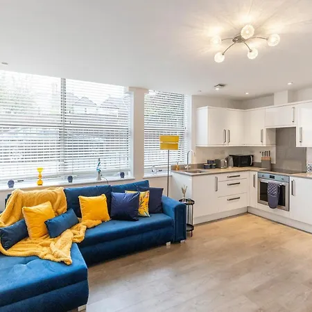 Modern Flat In Golders Appartamento *
