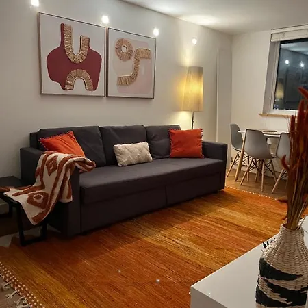 Heart Of Covent Garden - 2 Bed *