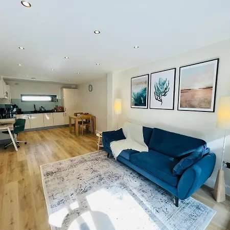 The Farringdon Flat Apartment *