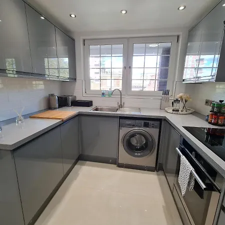 Luxury Limehouse Apartment *