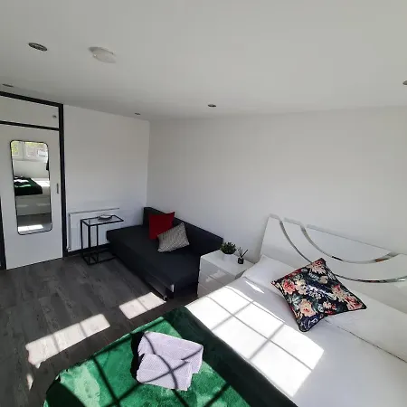 Luxury Limehouse Apartment *