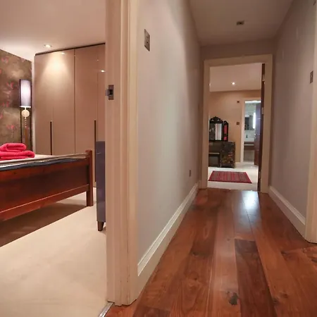 The Nest: 2br Haven *