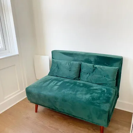 1 Bedroom Gem, Prime Location.