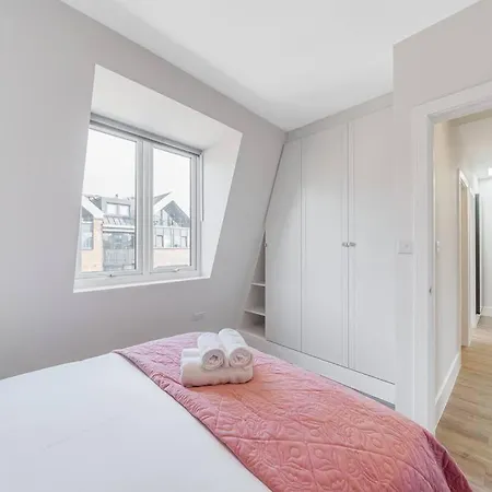 Tranquil 2-bed Oasis In Tooting 20 Min To Central