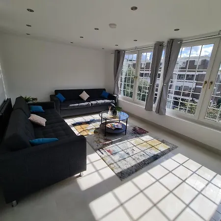 Luxury Limehouse