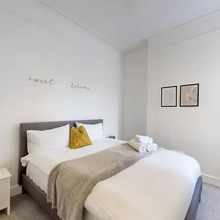 Apartment Spacious 2bd Cricklewood *
