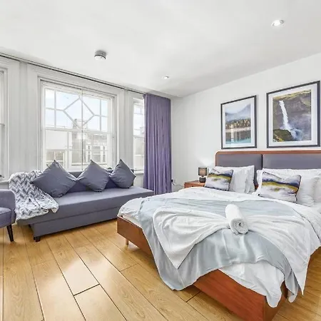 Sleep 6 Piccadilly 1 Bedroom Flat In Vr5