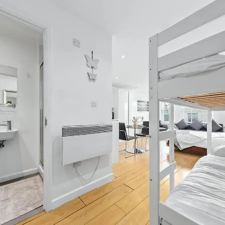 Sleep 6 Piccadilly 1 Bedroom Flat In Vr5 Apartment *