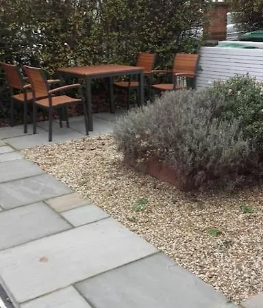 Stunning Three Bed In West Hampstead * London