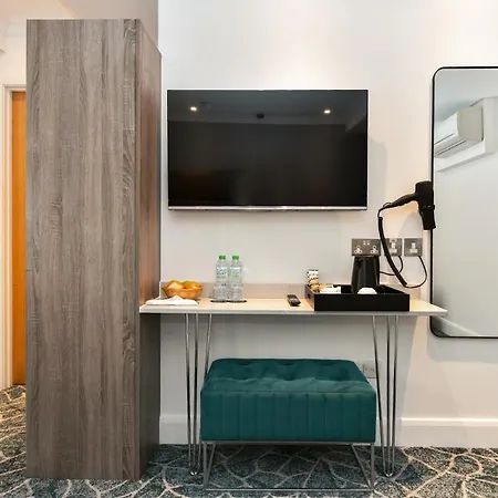 Hotel Queens Park Premier Hyde Park