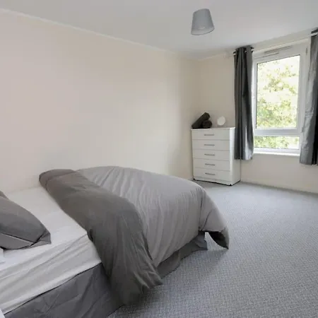 *city Break* Modern Elegant * London