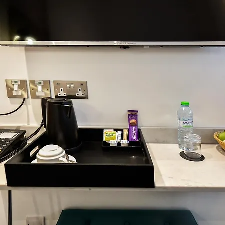 Queens Park Premier Hyde Park Hotel 4*