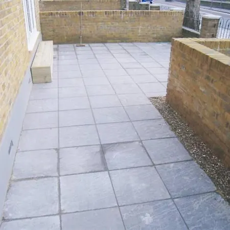 Apartment 1 Bed Flat Near London