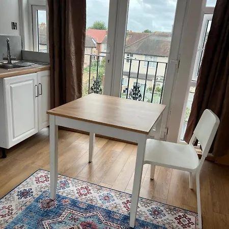 Apartment South London *