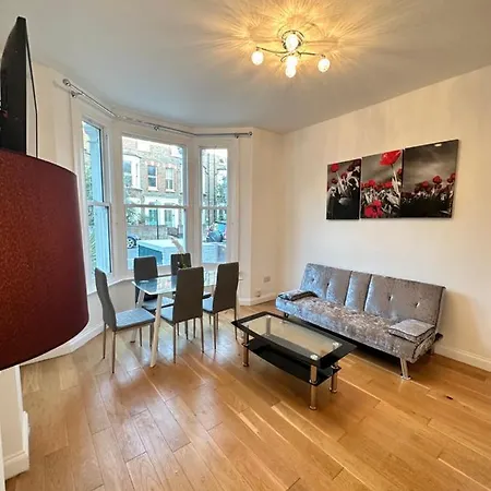 Maida Vale 3-bedroom *