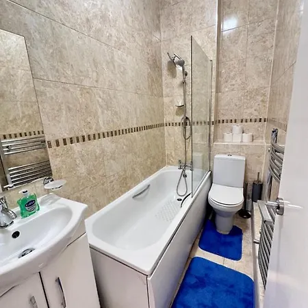 Maida Vale 3-bedroom * London