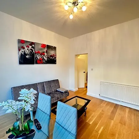Maida Vale 3-bedroom Apartment