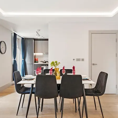 Comfortable London Retreat - Sleeps 6 *