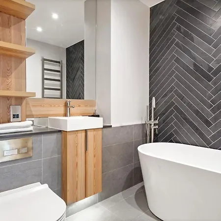 Holiday home Comfortable London Retreat - Sleeps 6