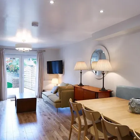 Apartment Second Nest Hampton Street *