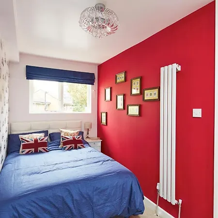 Apartment Second Nest Hampton Street