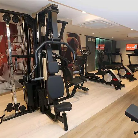 Hotell Riu Plaza Victoria 4*
