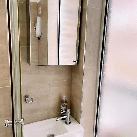 Maids Guest Hotel
