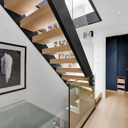 Holiday home Luxury 3 Bed House By Hyde Park, Bayswater *