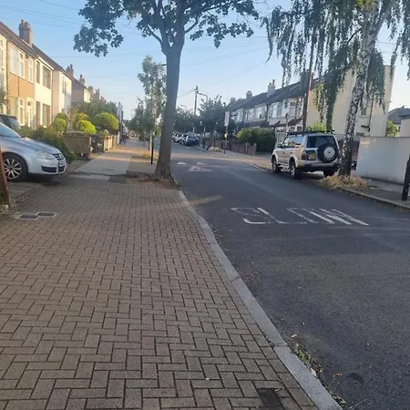 Private In London, London