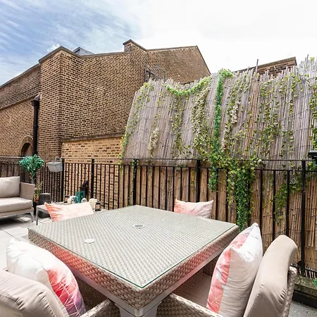 Grosvenor Mayfair Apartment *