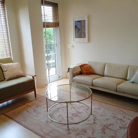 Apartment Luxurious In Kew, Richmond, London Richmond (Greater London)