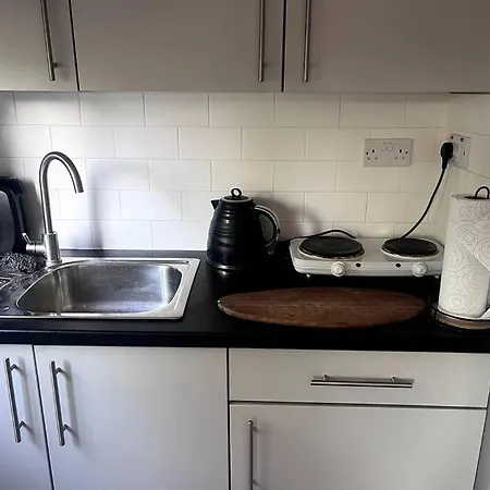 Romford Cosy Flat Apartment