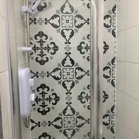 Aparthotel Cambridge Suites