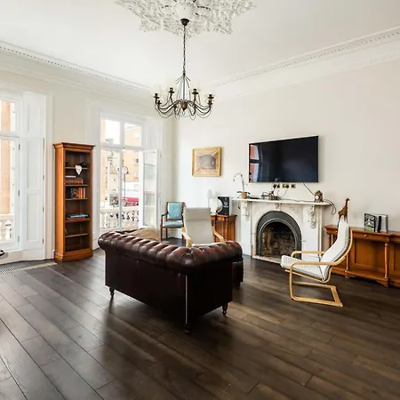 4 Bedroom House Up To 10 People At Heart Of Kensington And Chelsea Apartment *
