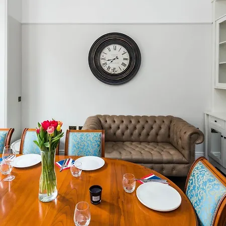 4 Bedroom House Up To 10 People At Heart Of Kensington And Chelsea Apartment *