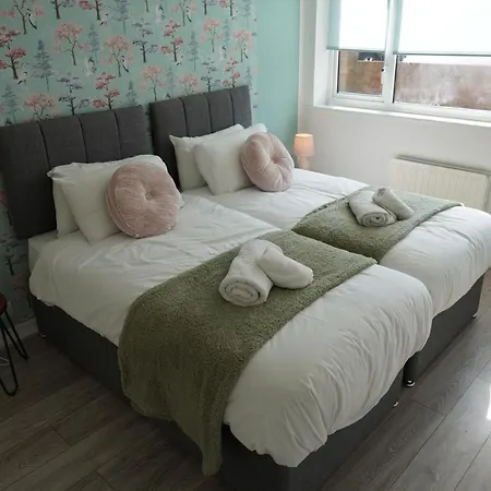 Cosy 2 Bedroom On Bromley-lewisham Hospital Borders * Catford